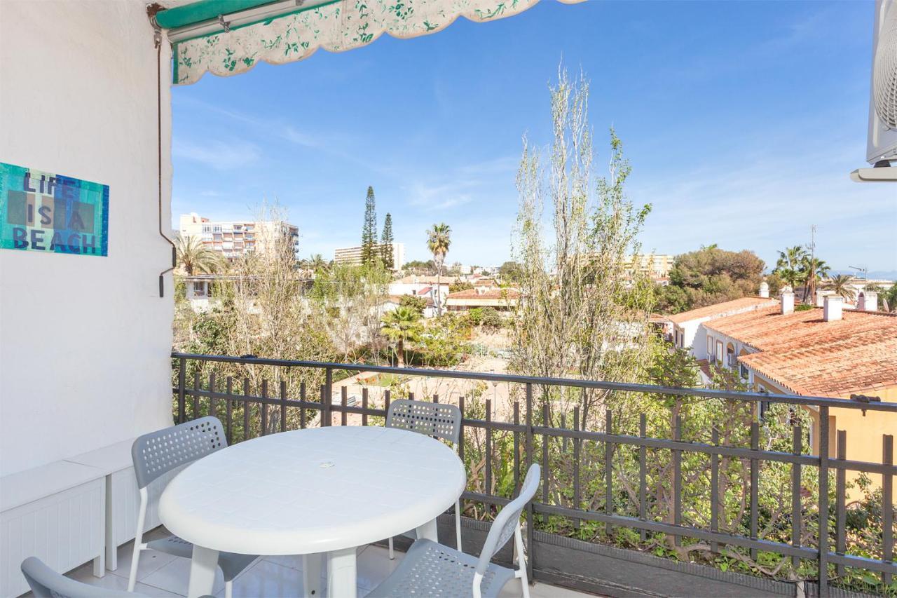 Apartment With Sea View 베날마데나코스타 외부 사진