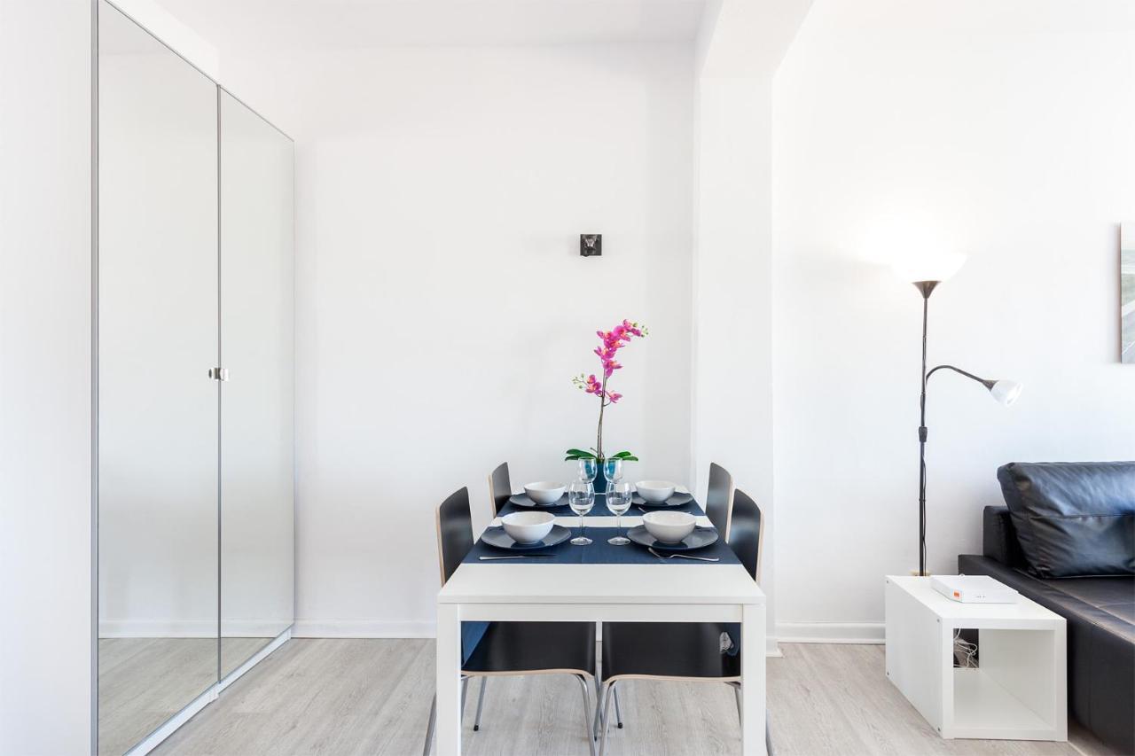 Apartment With Sea View 베날마데나코스타 외부 사진
